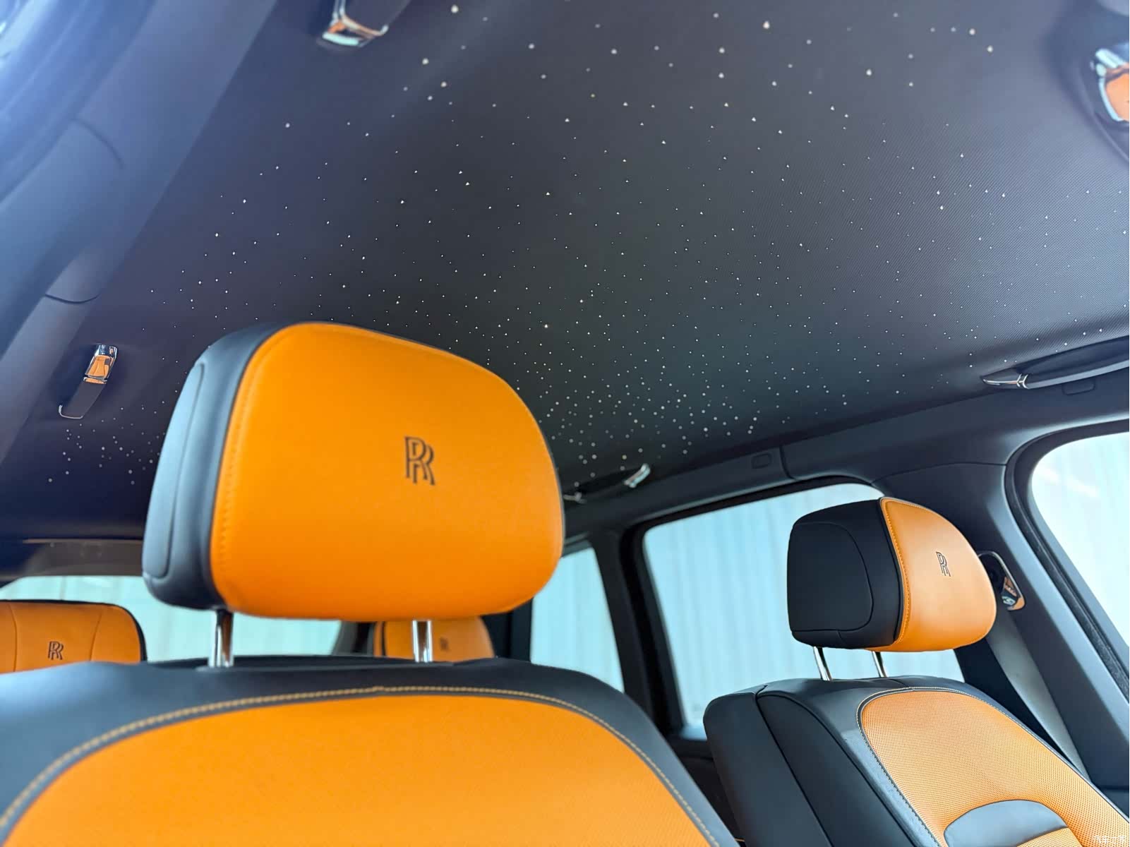 Rolls-Royce Cullinan, 2023 18