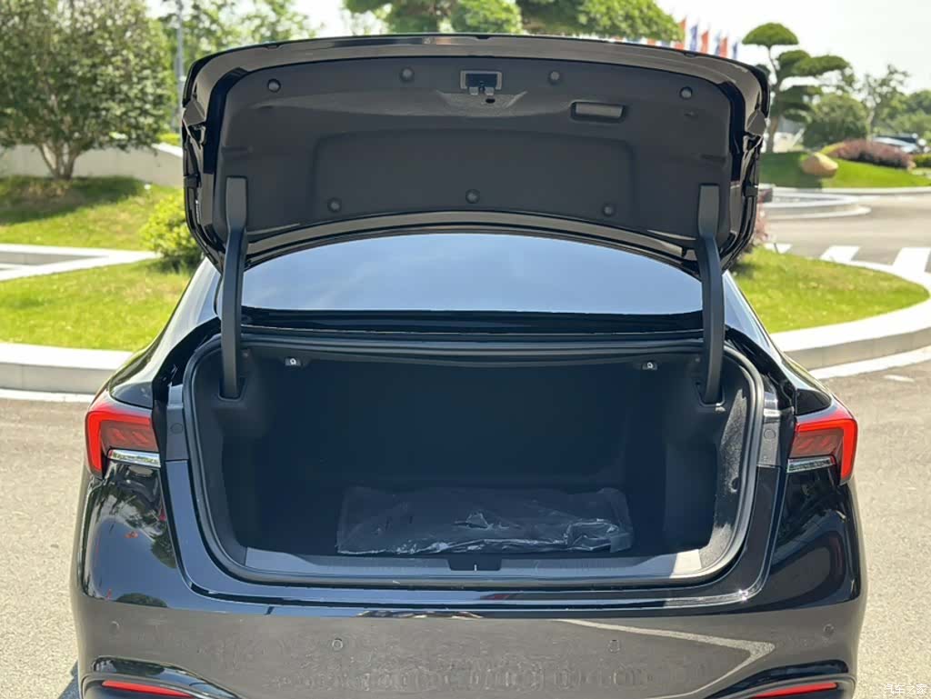 Buick LaCrosse, 2024 11