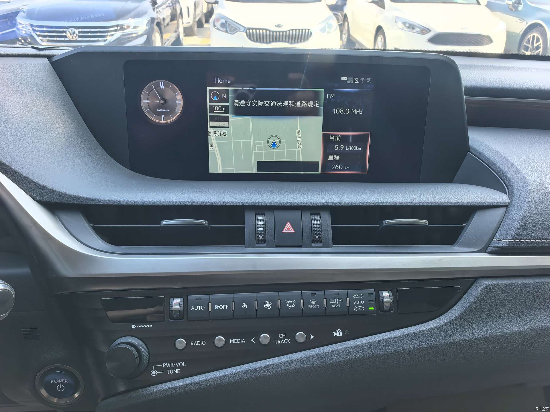 Lexus ES, 2018 10