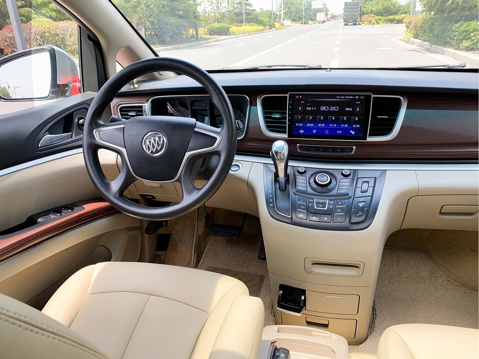 Buick GL8, 2016 17