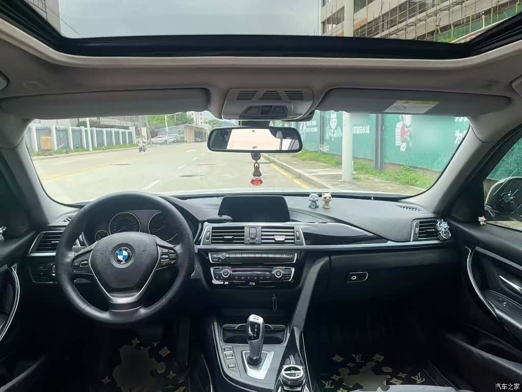 BMW 3 Series, 2018 10