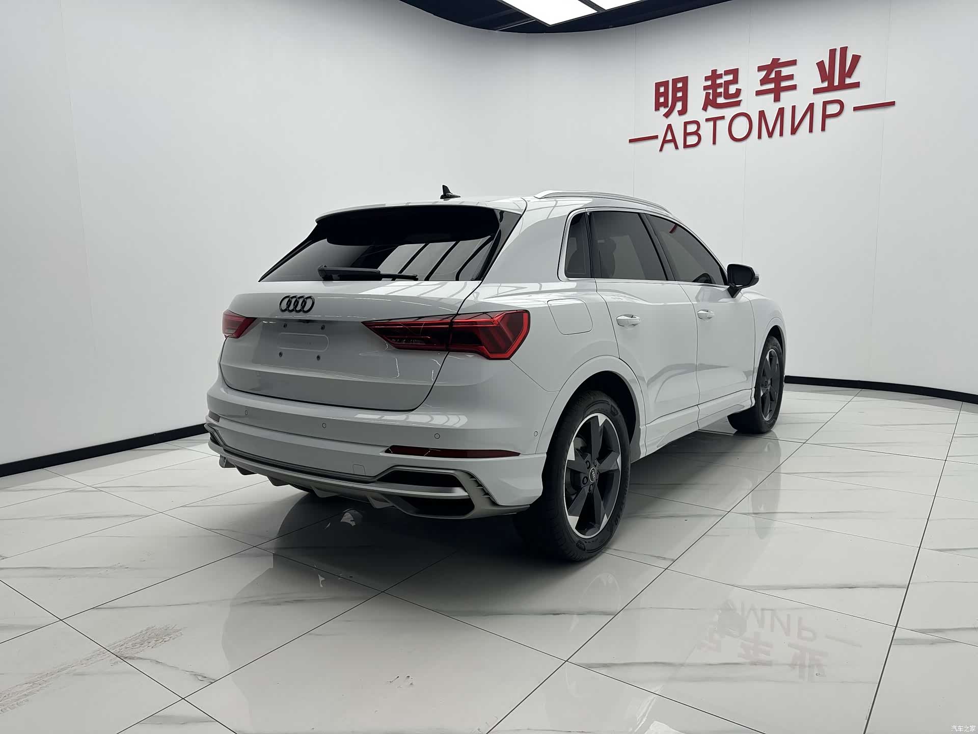 Audi Q3, 2023 9