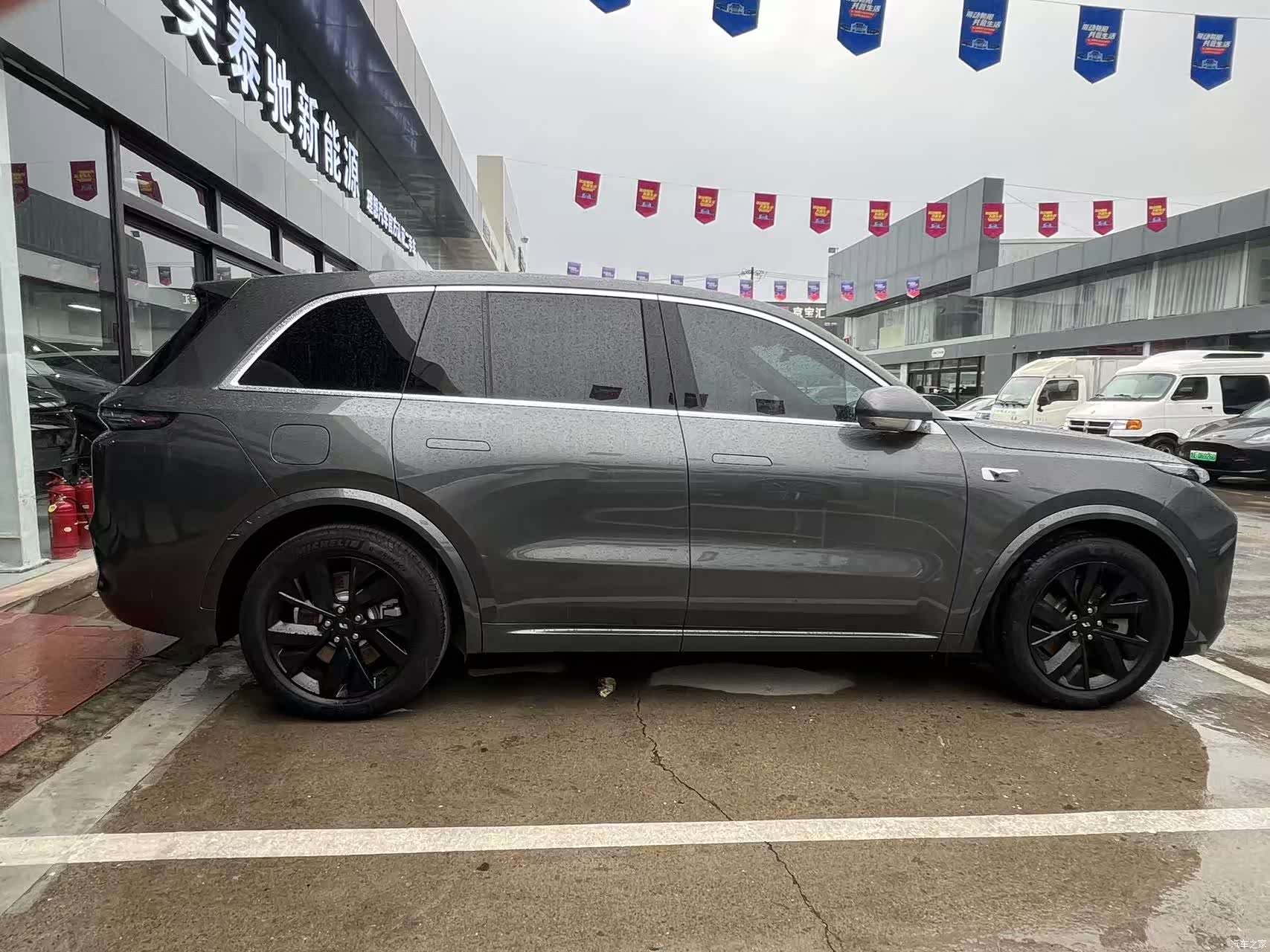 Li Auto L8, 2023 3