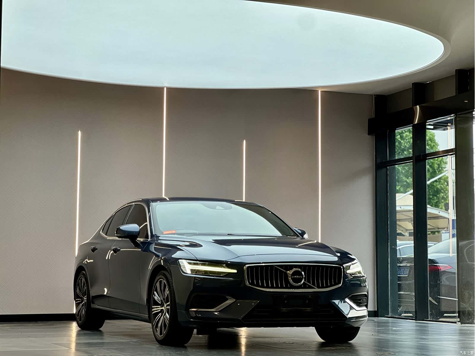 Volvo S60, 2020 3