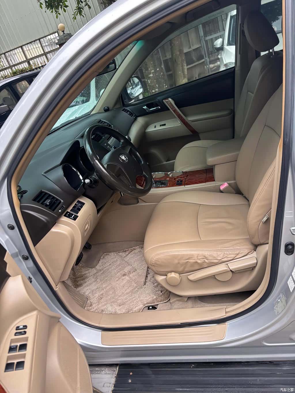 Toyota Highlander, 2011 4