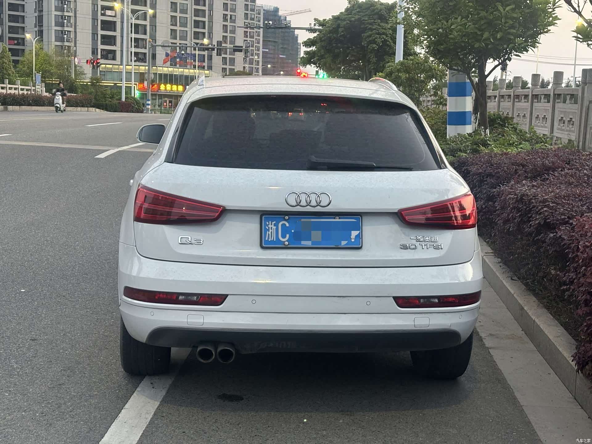 Audi Q3, 2019 9