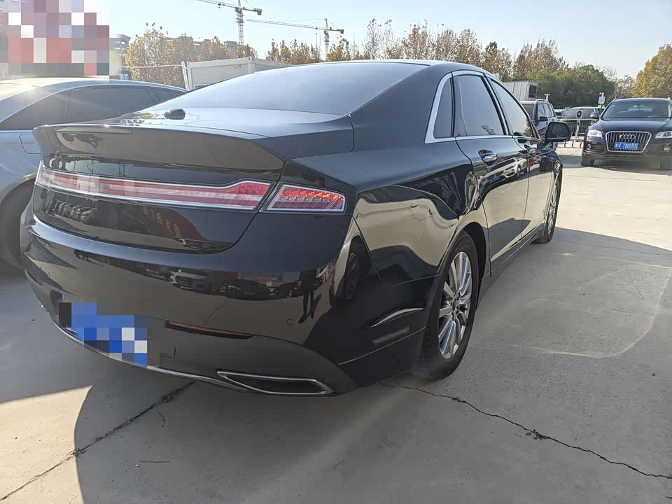 Lincoln MKZ