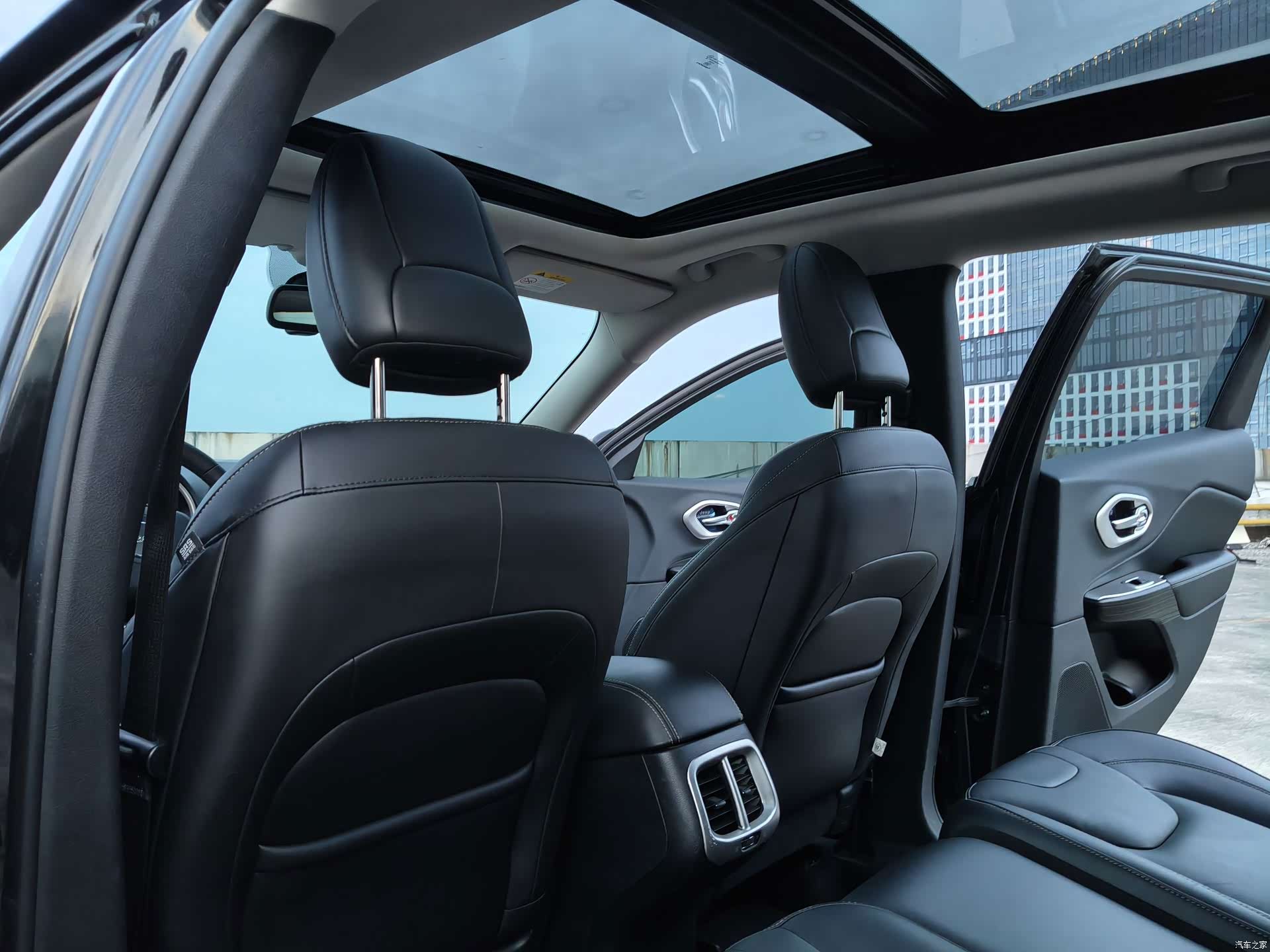 Jeep Cherokee, 2016 12