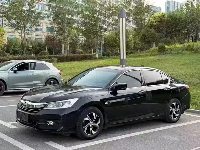 Honda Accord 2017 — купить из Китая под заказ