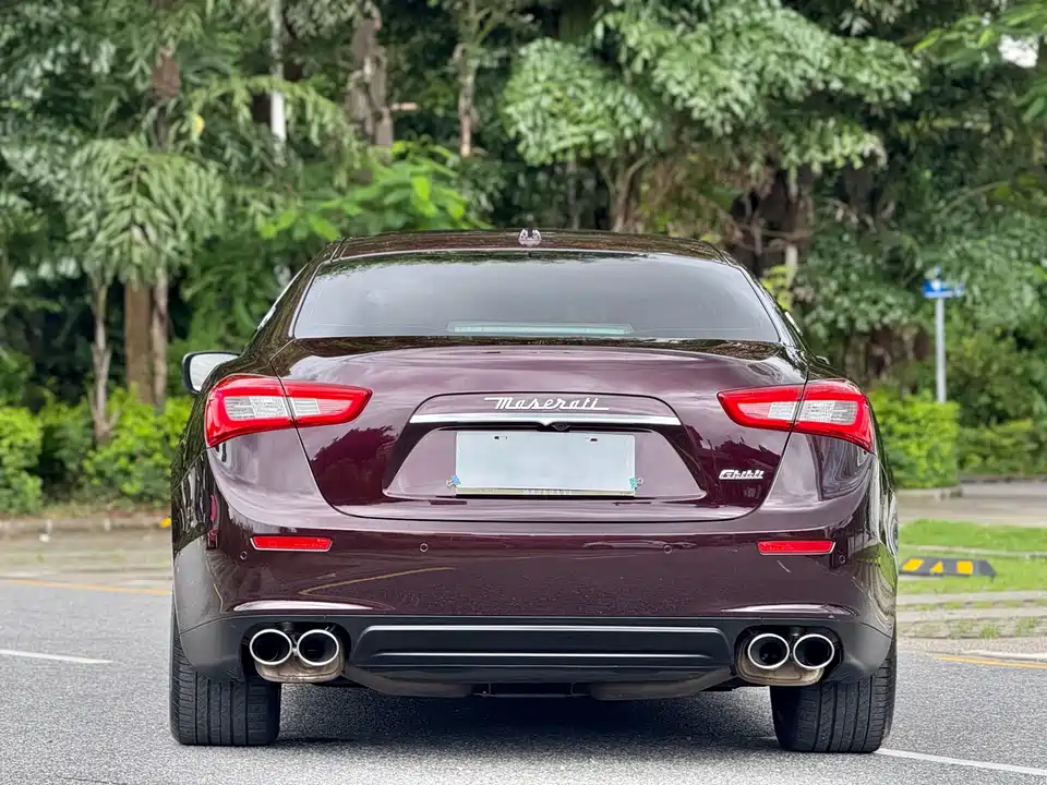 Maserati Ghibli Maserati Ghibli