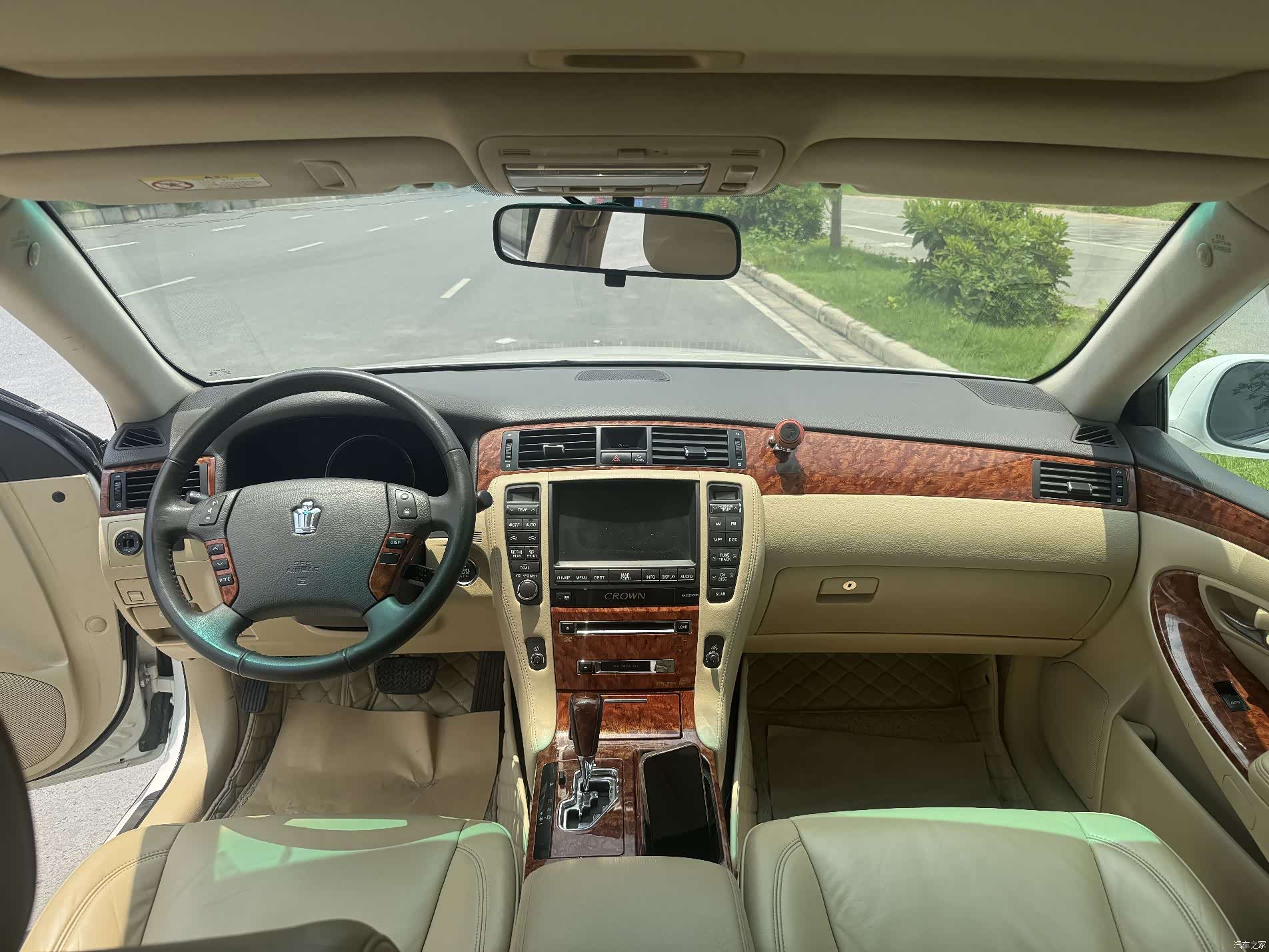 Toyota Crown, 2005 37
