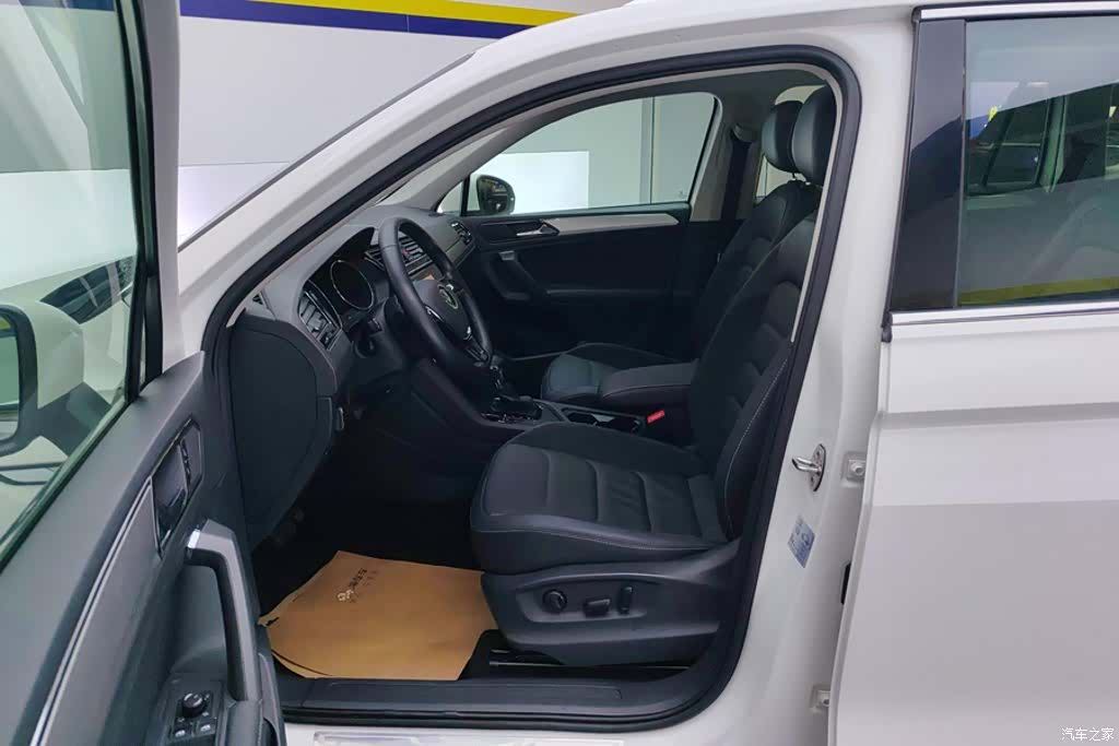Volkswagen Tiguan L, 2021 9