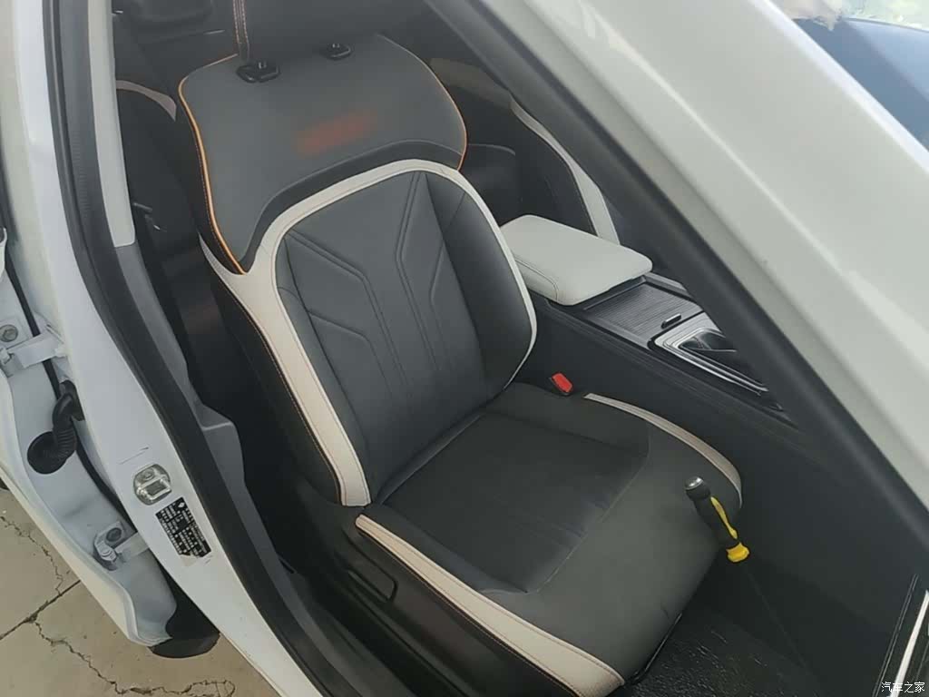 Wuling RC-6, 2019 25