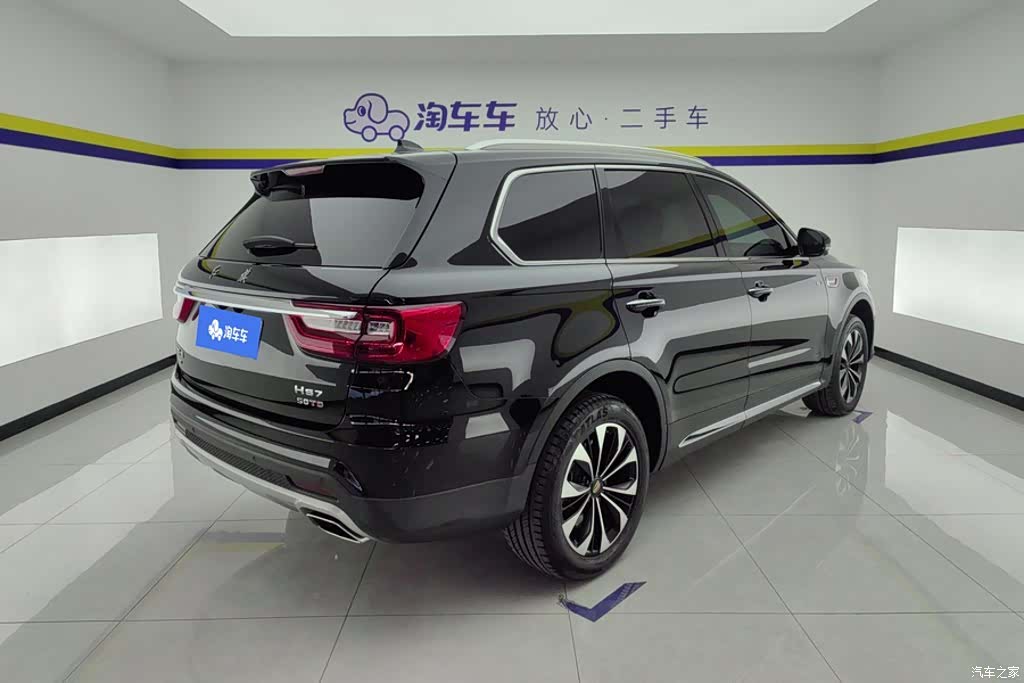 Hongqi HS7, 2025 3