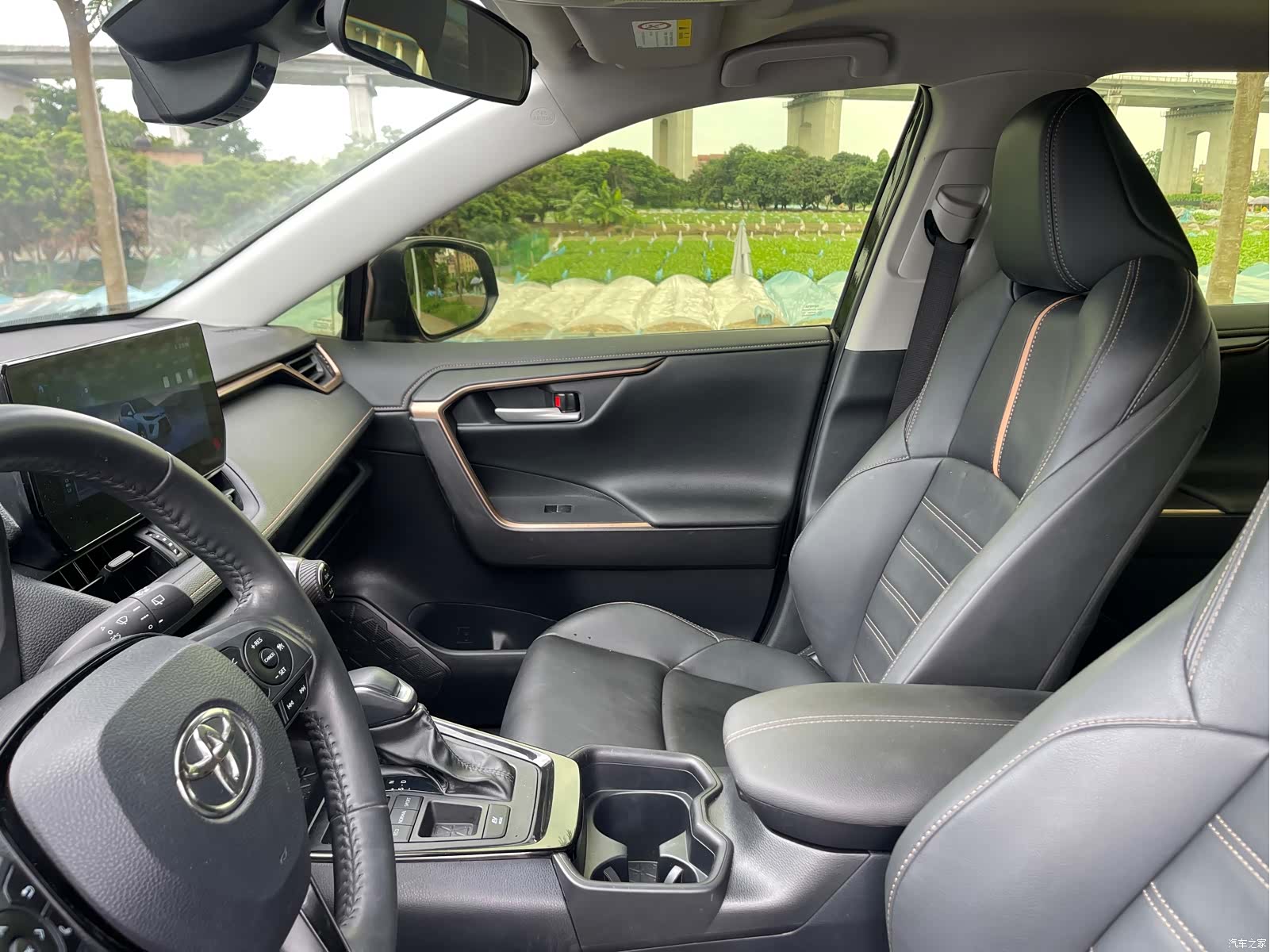 Toyota Wildlander, 2024 19