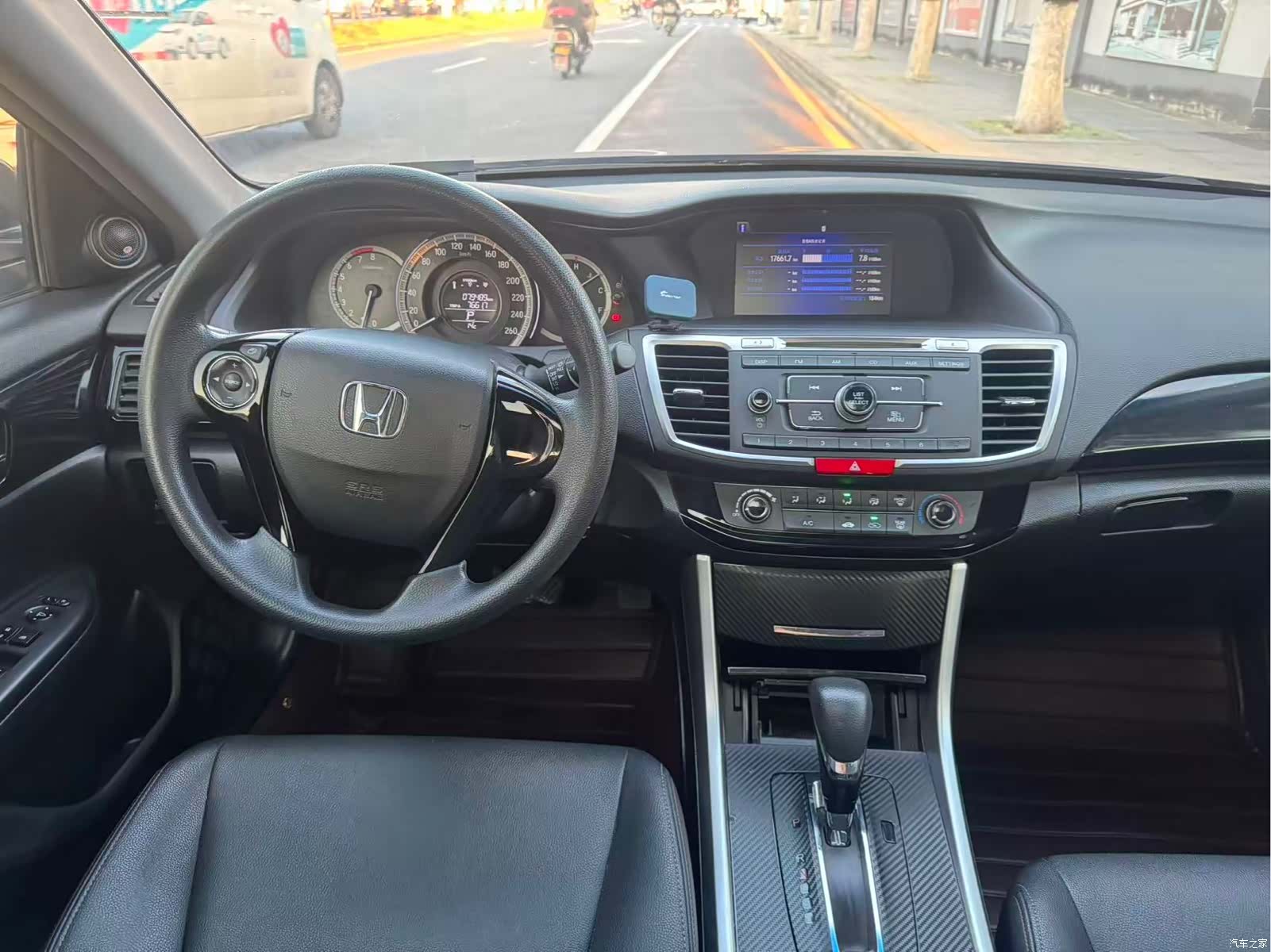 Honda Accord, 2017 13