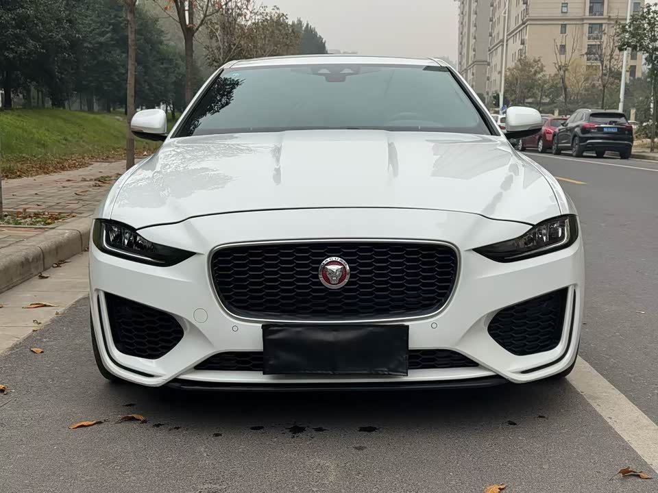 Jaguar XEL