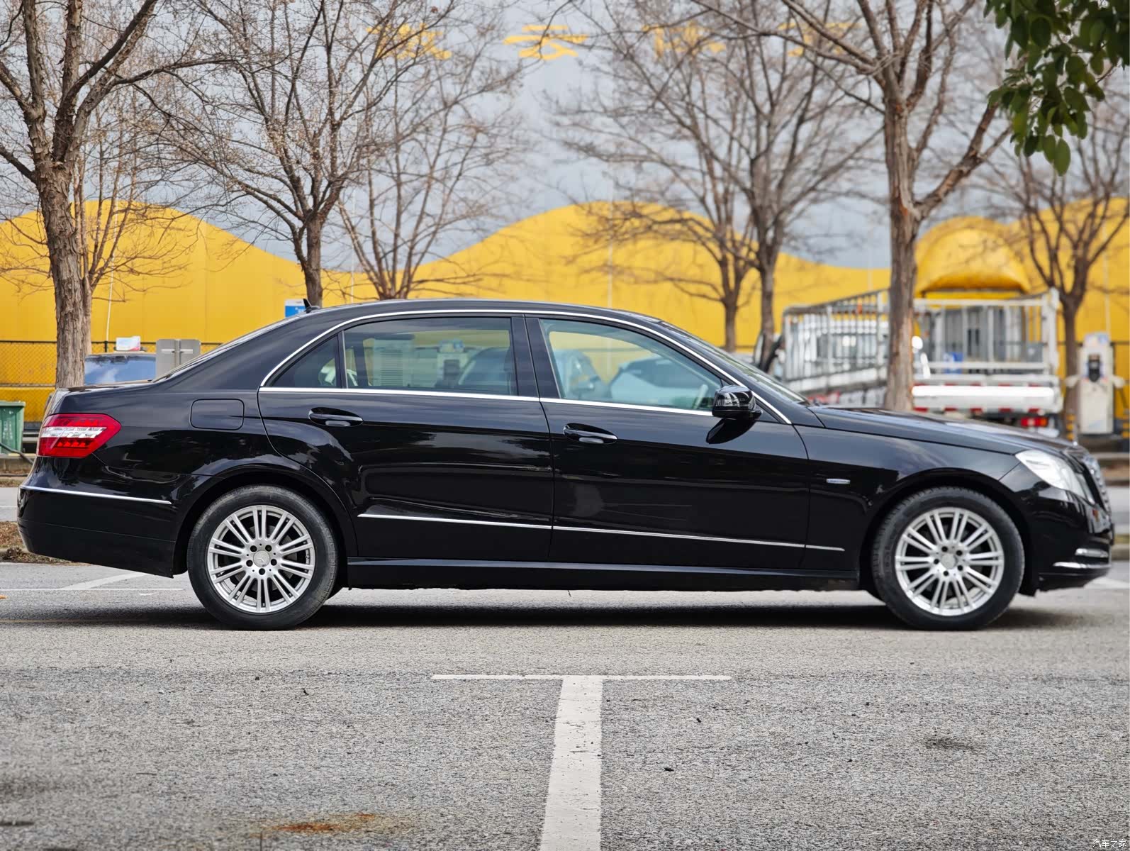 Mercedes-Benz E-Class, 2012 6
