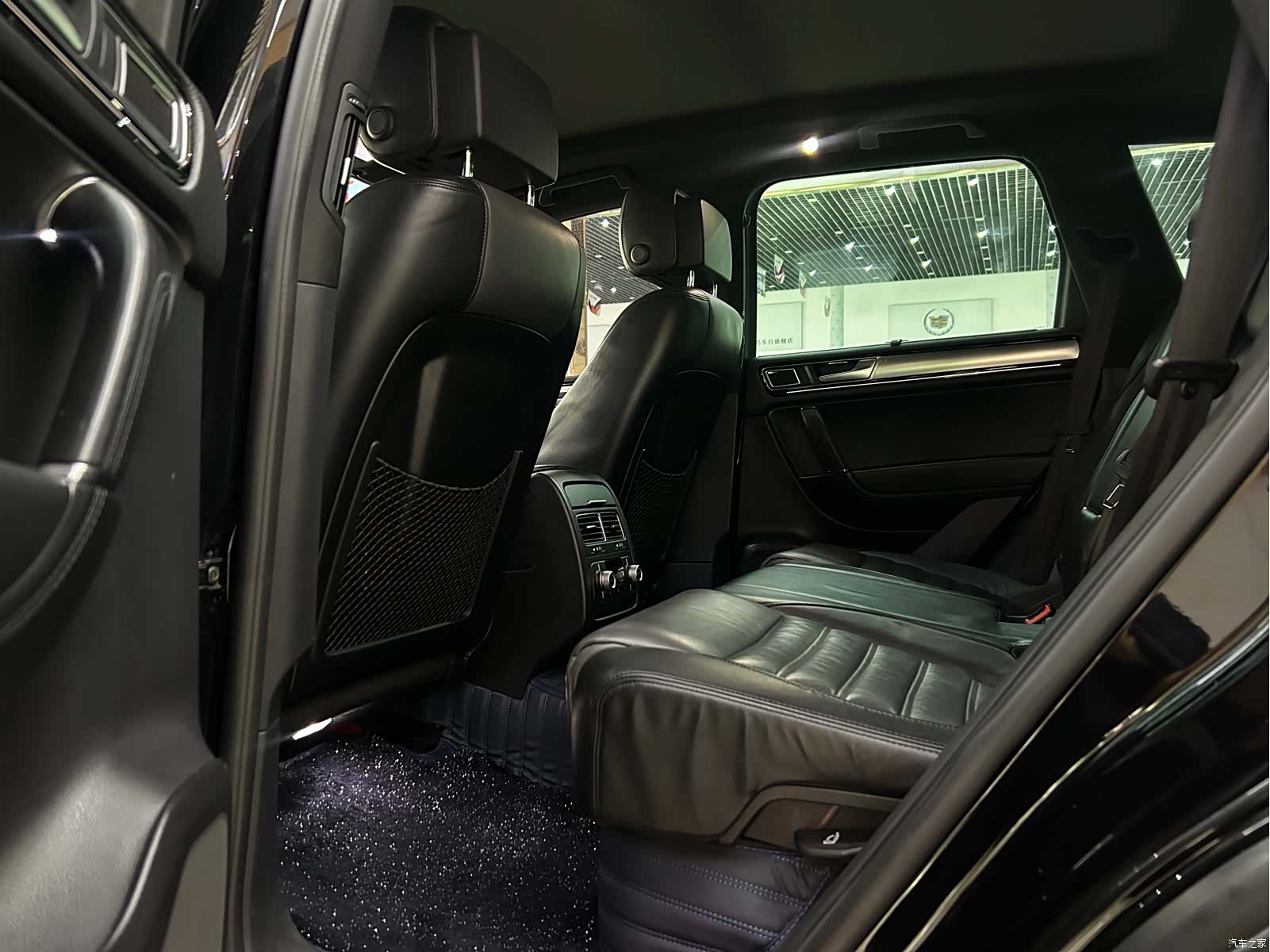 Volkswagen Touareg, 2016 9