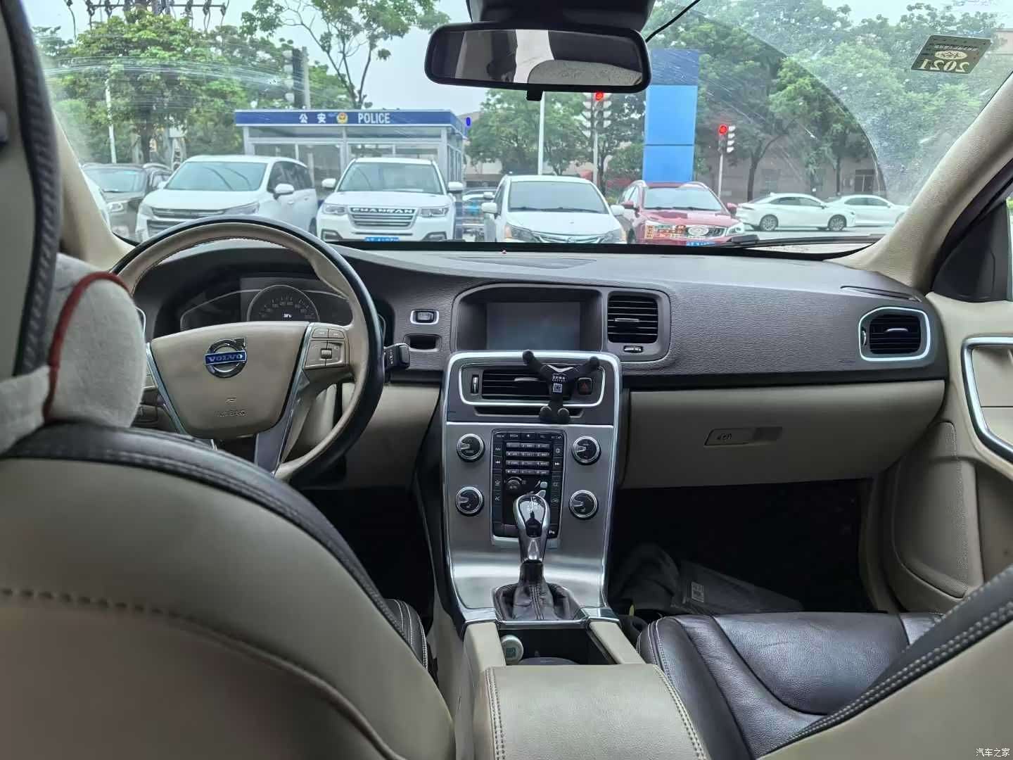 Volvo S60, 2015 9