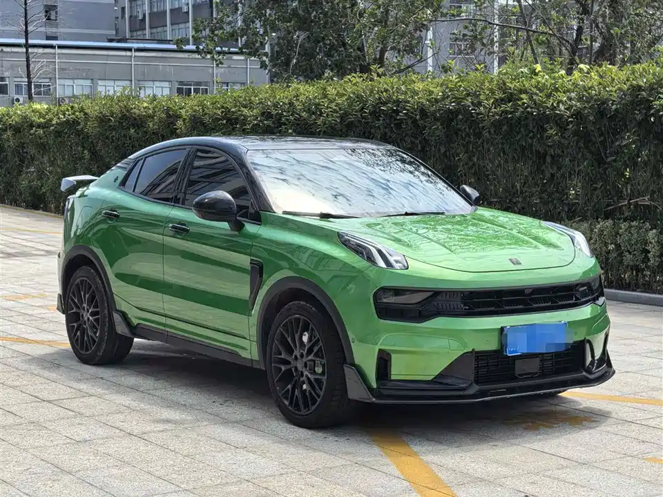 Lynk & Co 05