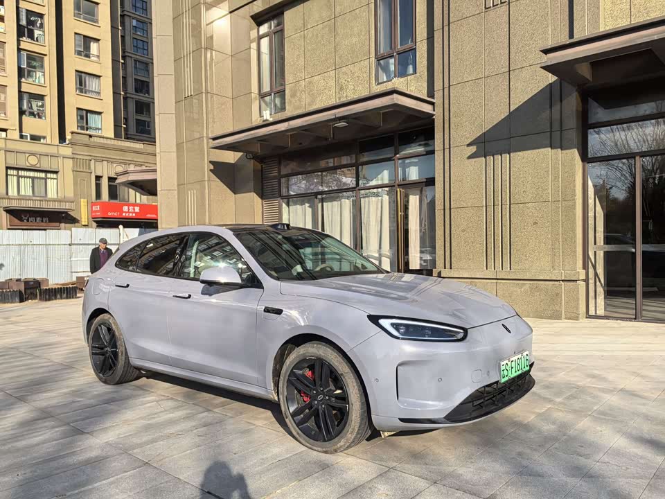 AITO Ask the world M5