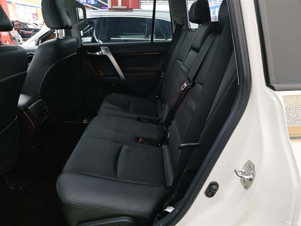 Toyota Prado, 2016 17