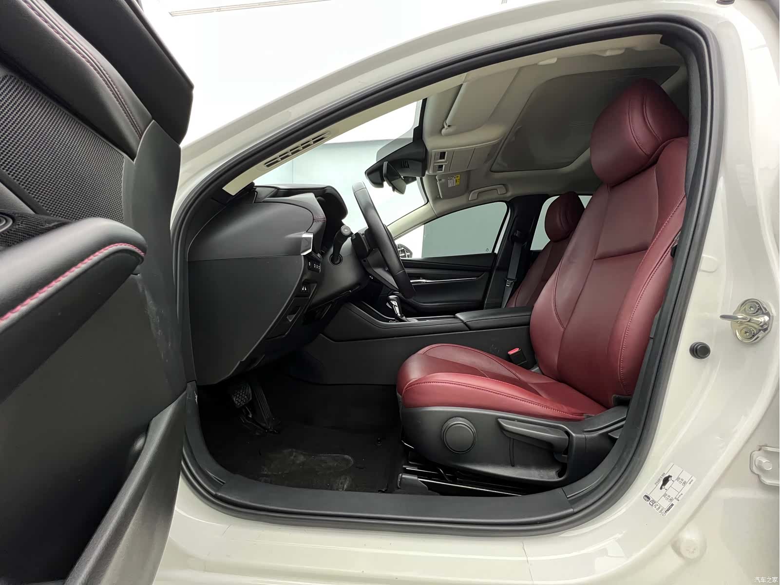 Mazda Mazda3, 2022 19