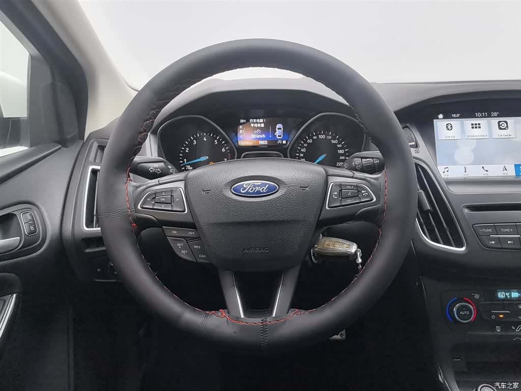 Ford Focus, 2016 11