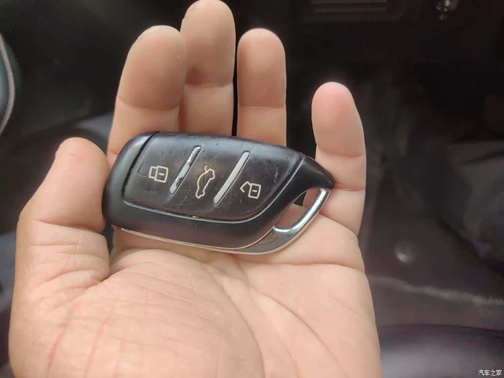 Roewe i6, 2021 12