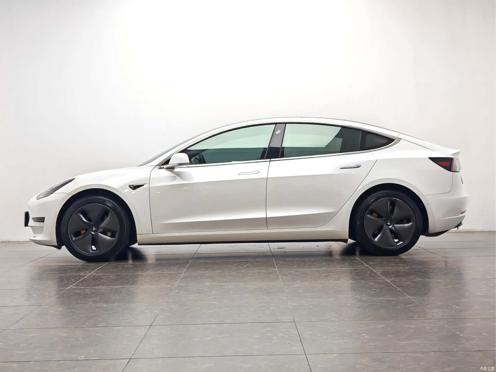 Tesla Model 3, 2020 10