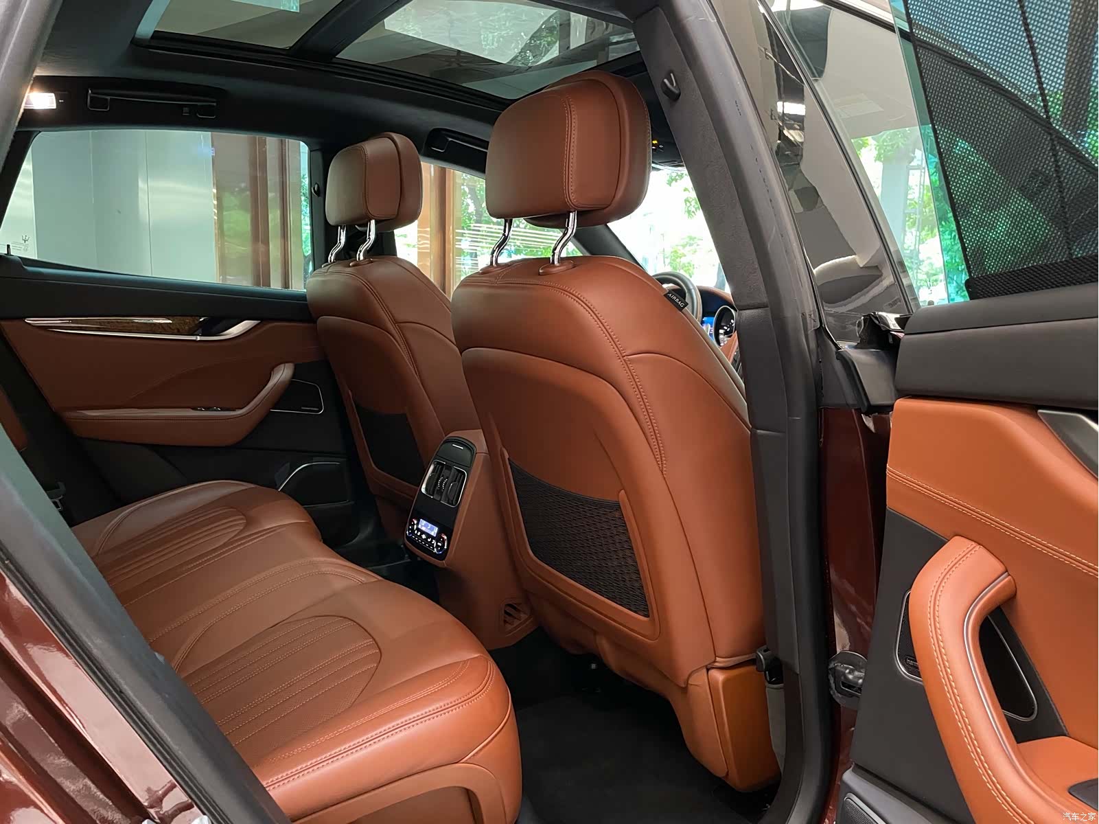 Maserati Levante, 2017 15