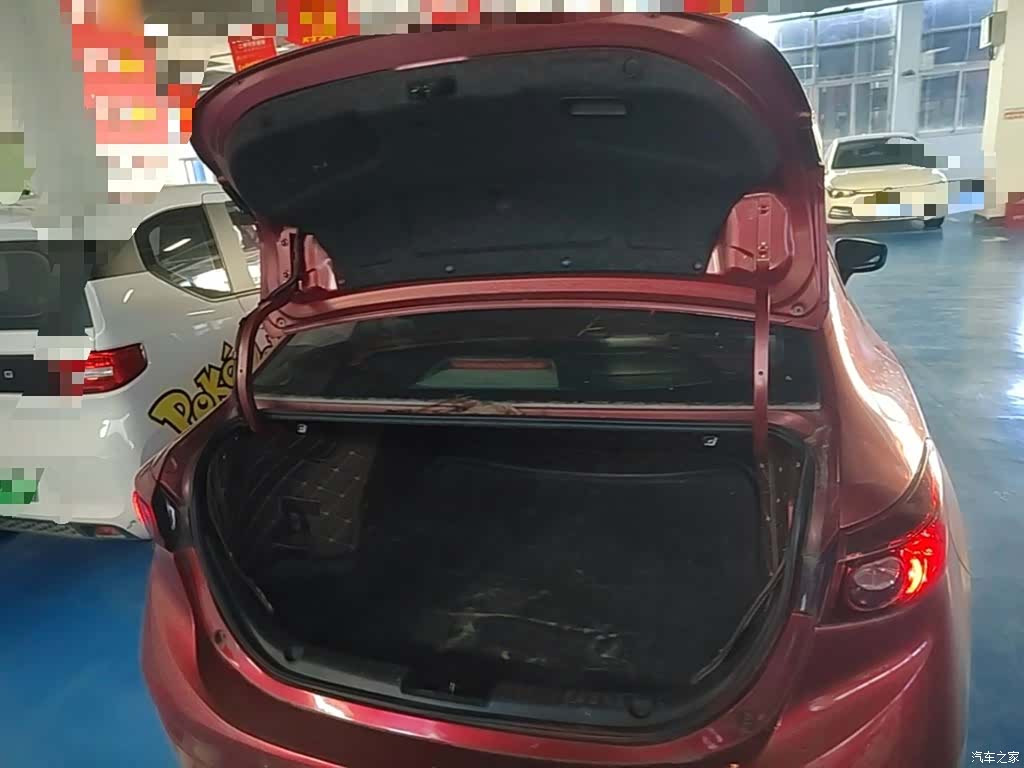 Mazda Mazda3, 2015 19