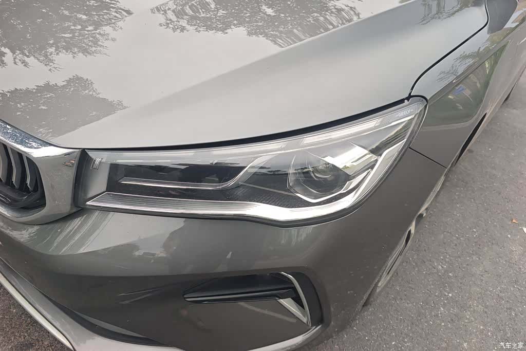 Geely Emgrand, 2023 все фото
