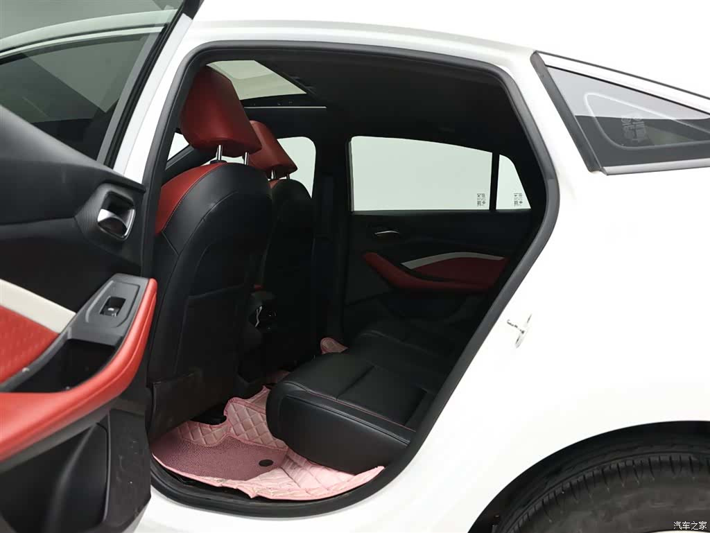 MG MG5, 2022 13