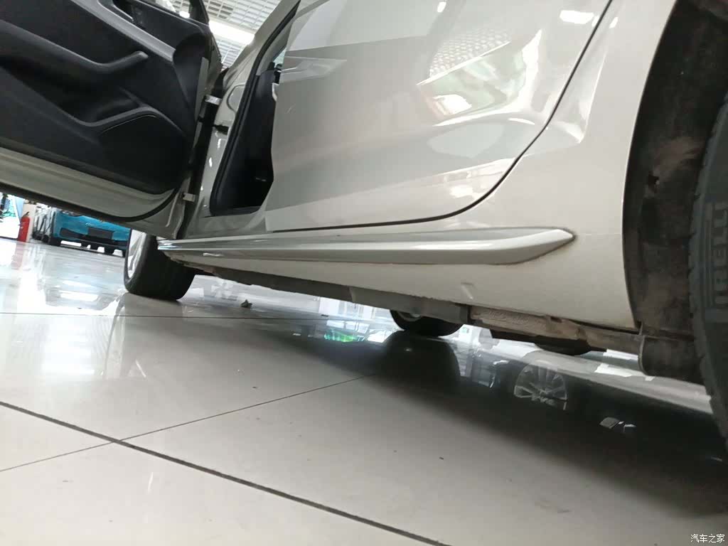 Audi A4L, 2017 21