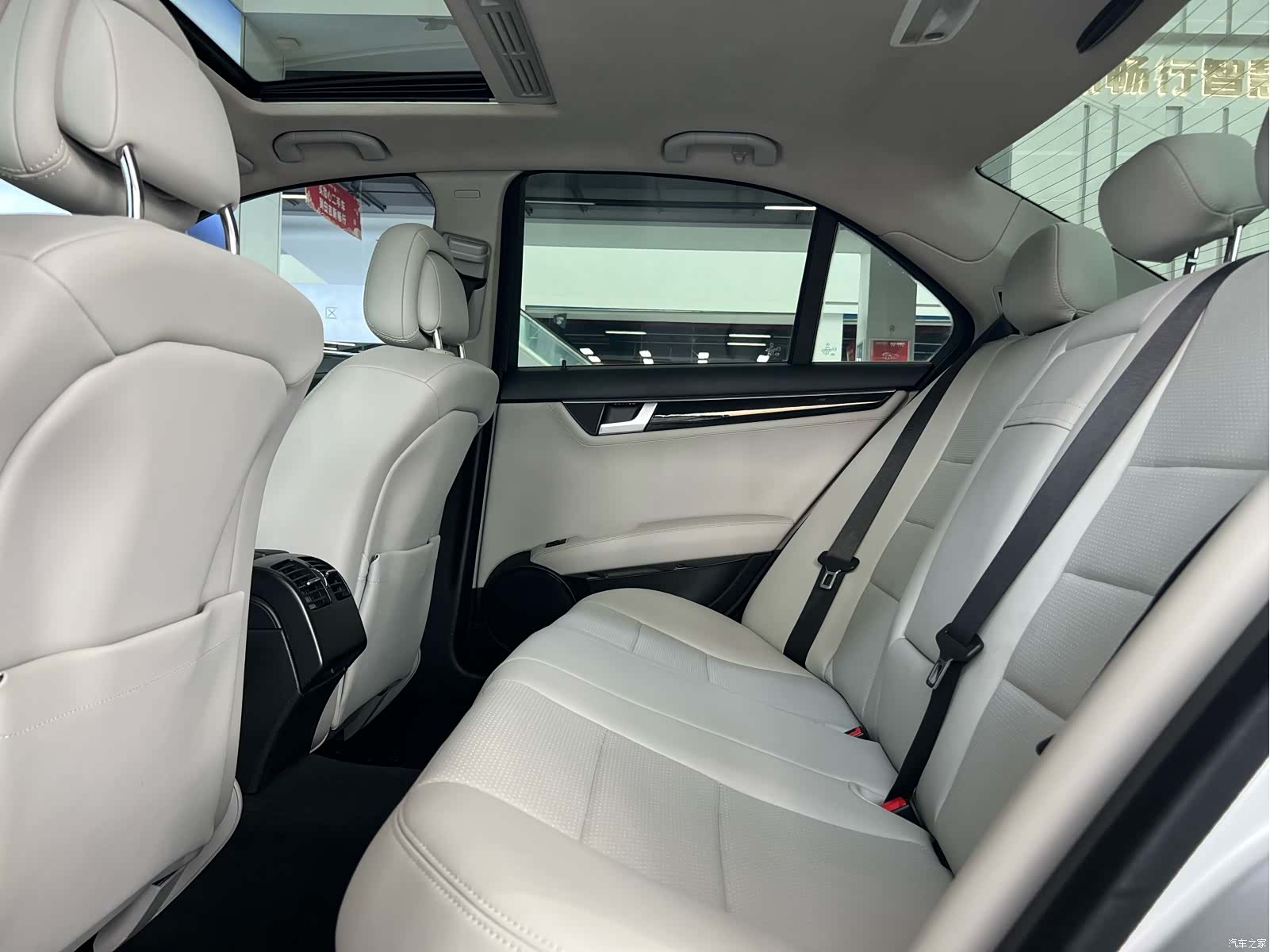 Mercedes-Benz C-Class, 2014 18