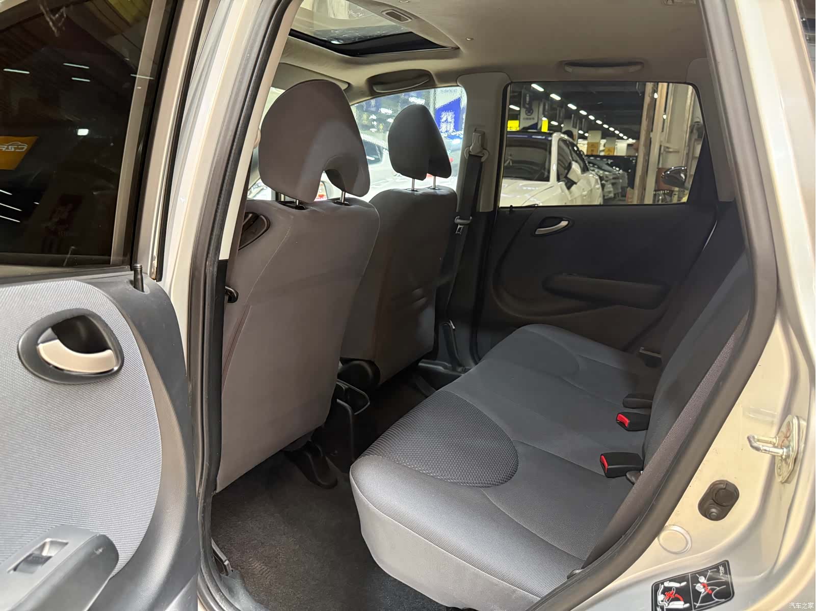 Honda Fit, 2008 все фото