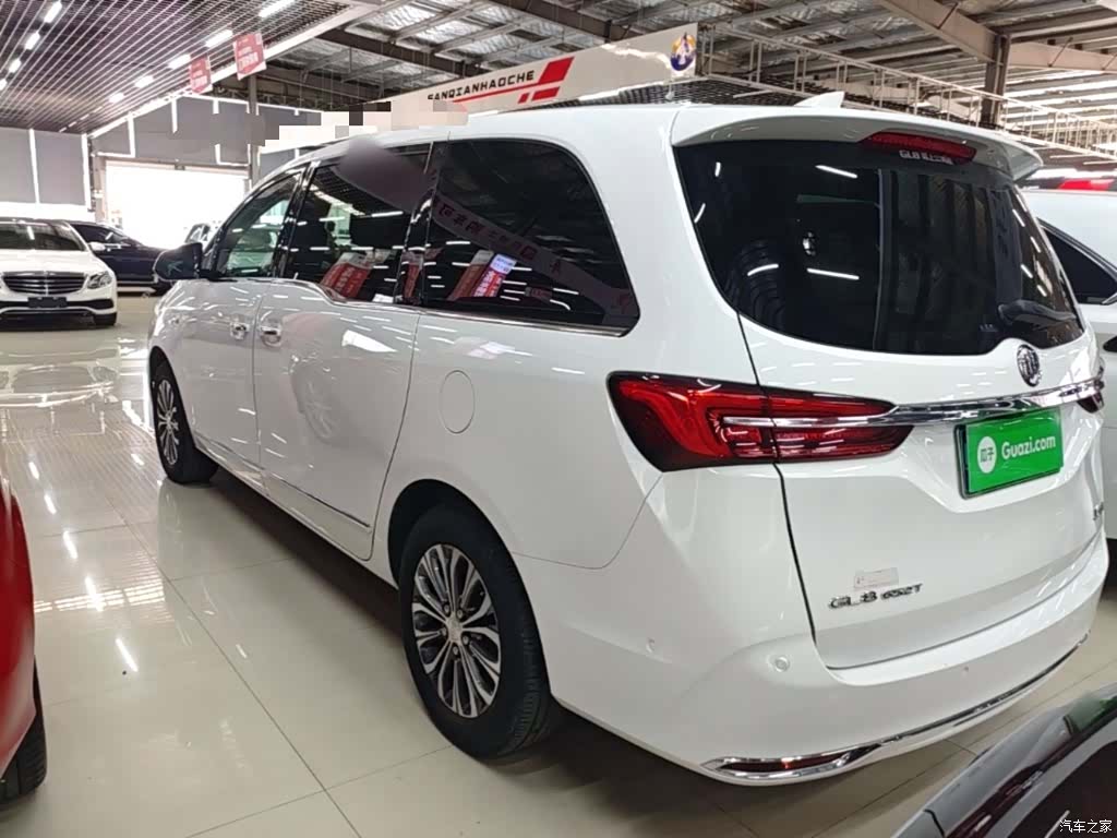 Buick GL8, 2021 все фото