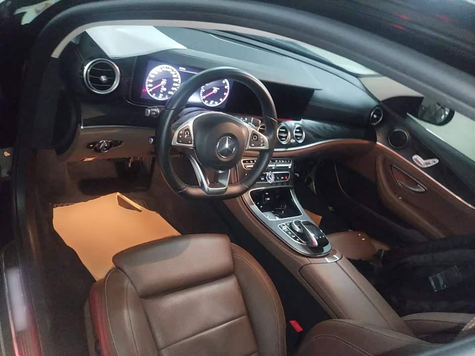Mercedes-Benz E-class Mercedes-Benz E-class