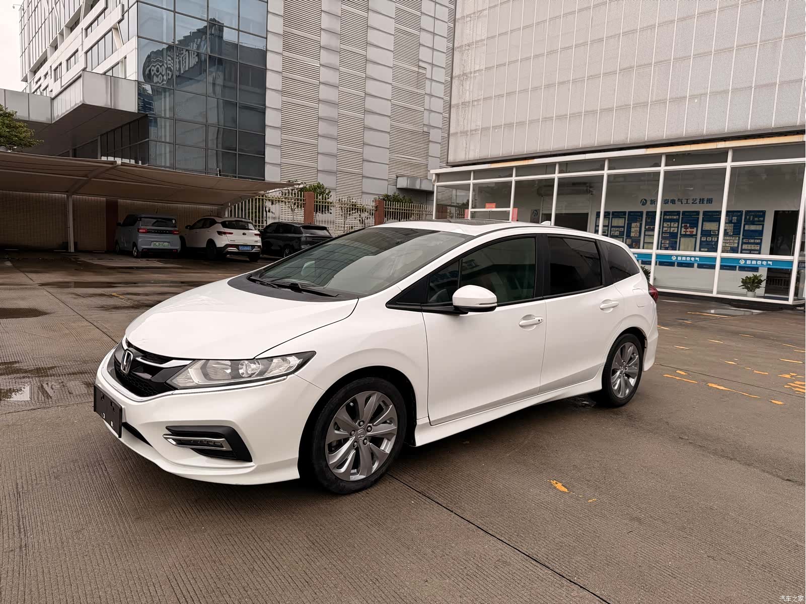Honda Jade, 2017 3