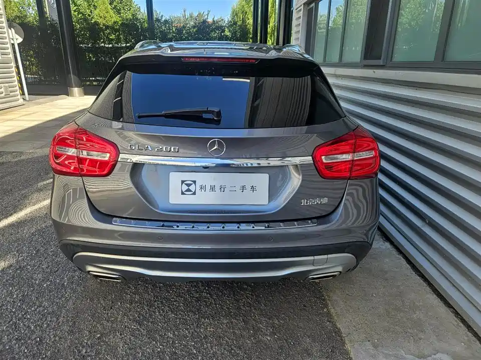 Mercedes-Benz GLA