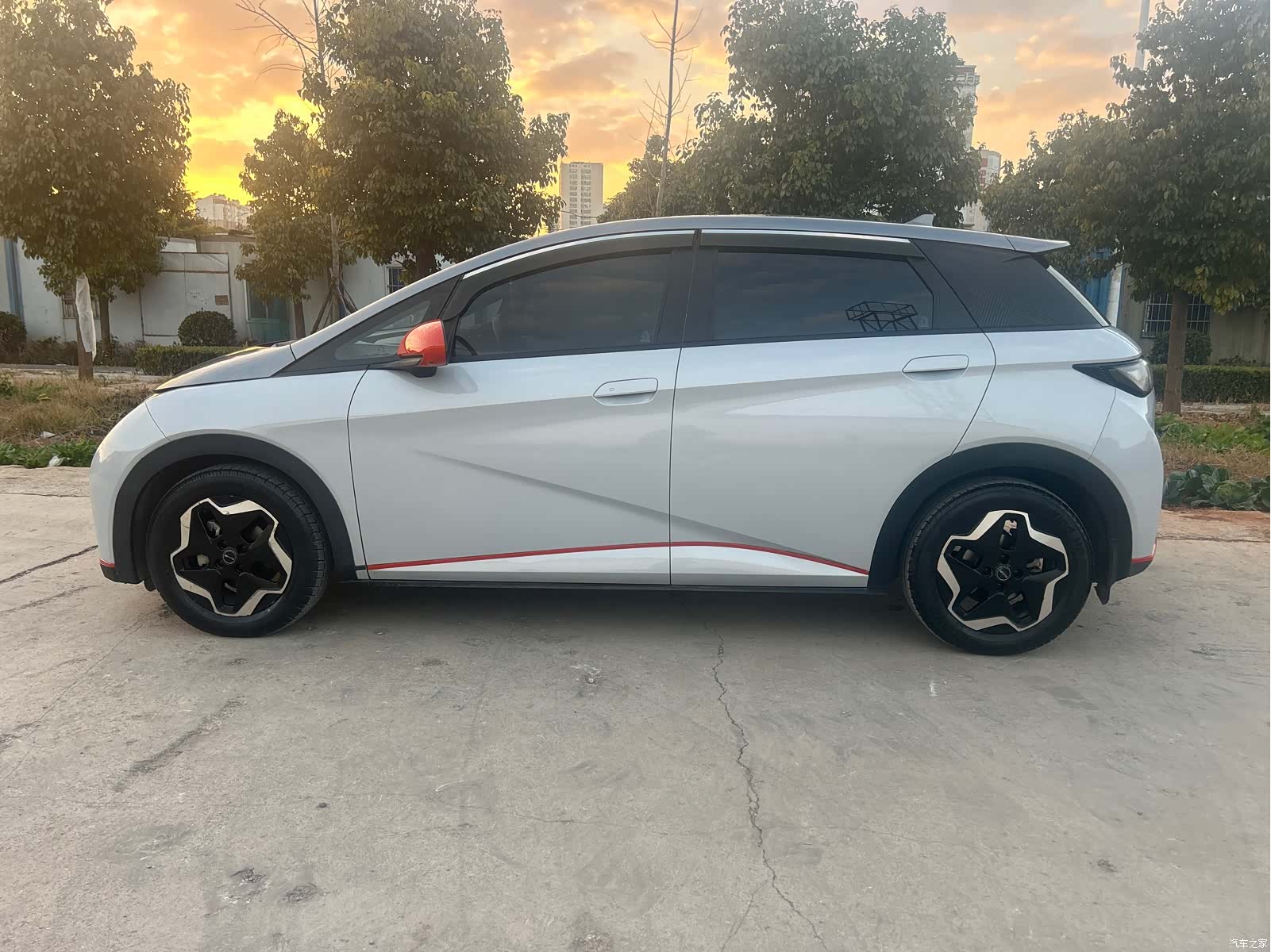 BYD Dolphin, 2021 3
