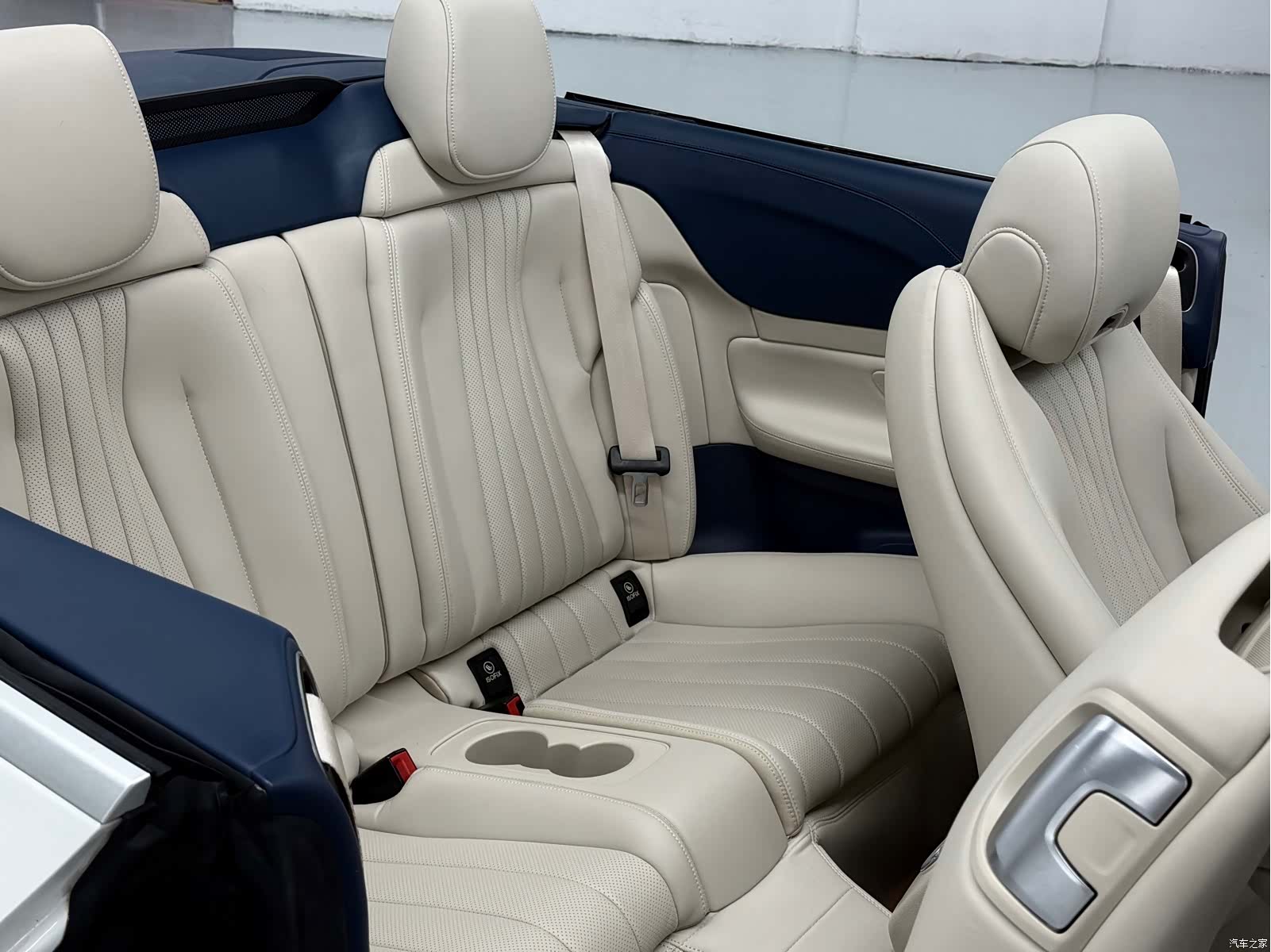 Mercedes-Benz E-Class, 2021 10