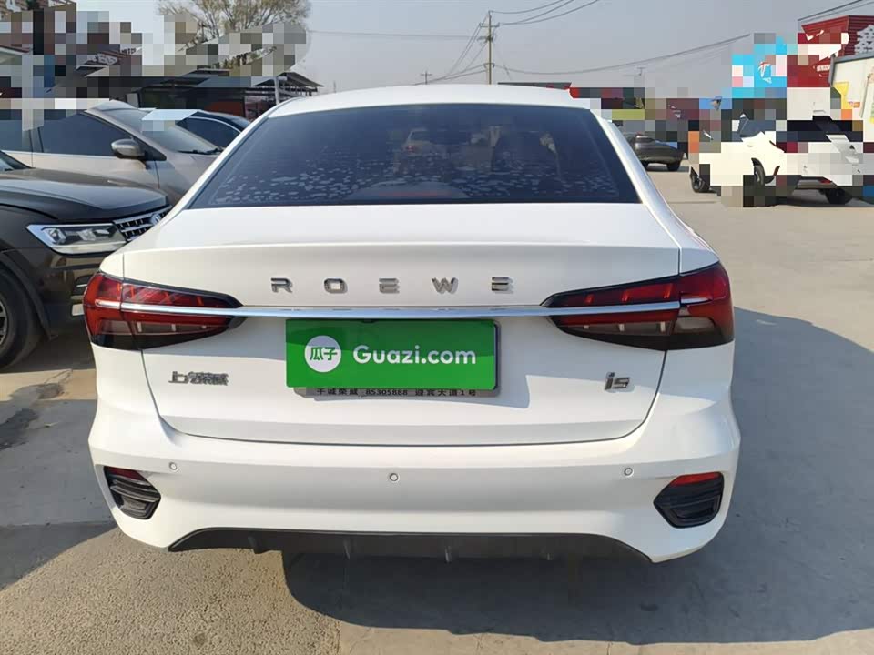 Roewe i5