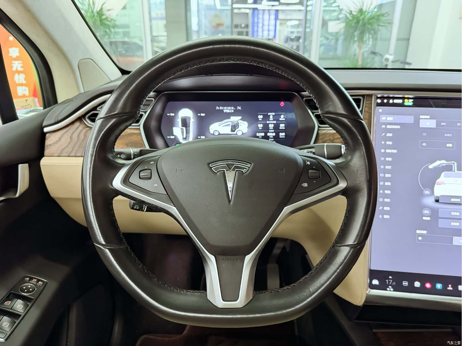Tesla Model X, 2017 19