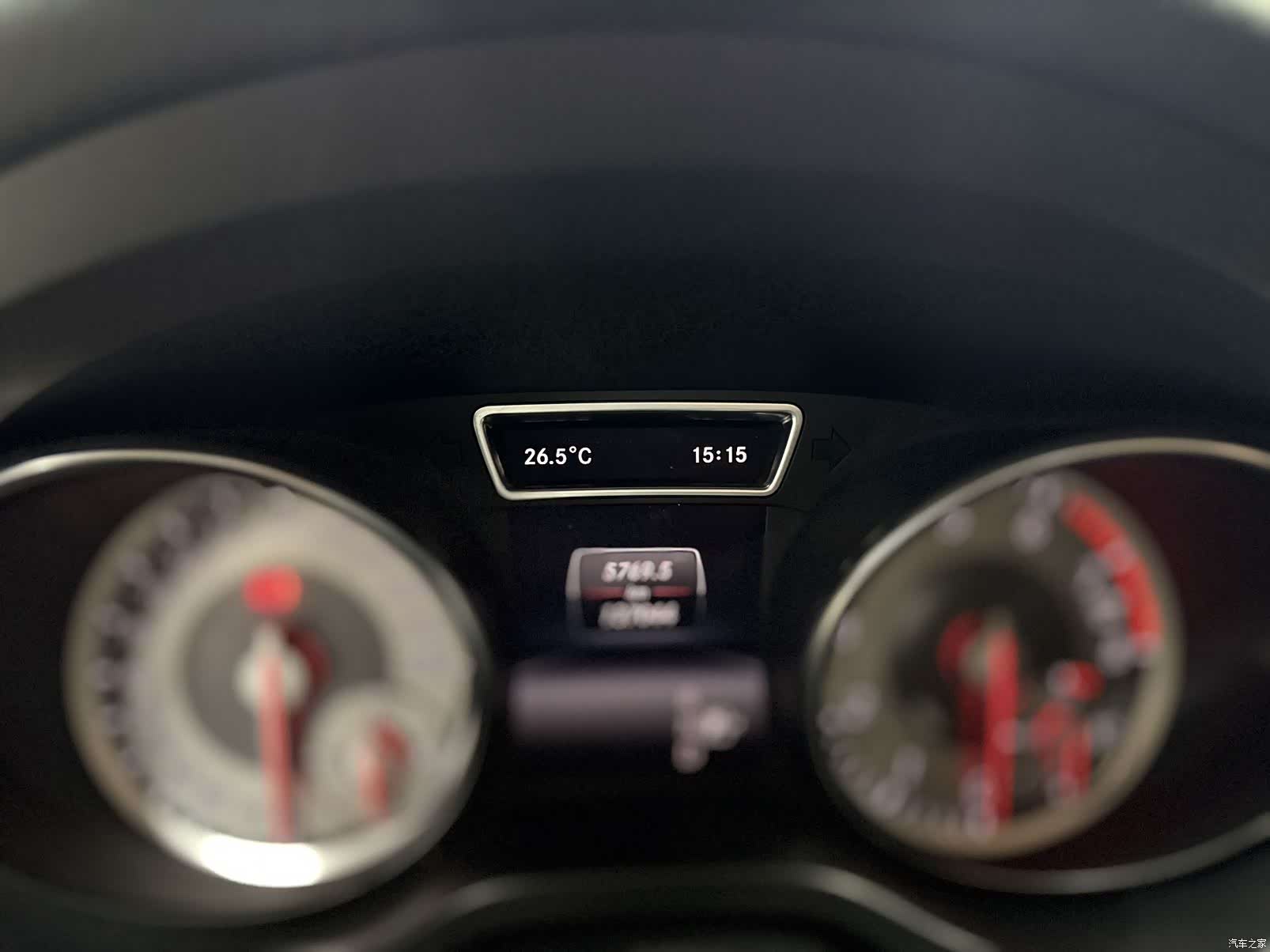 Mercedes-Benz GLA, 2015 15