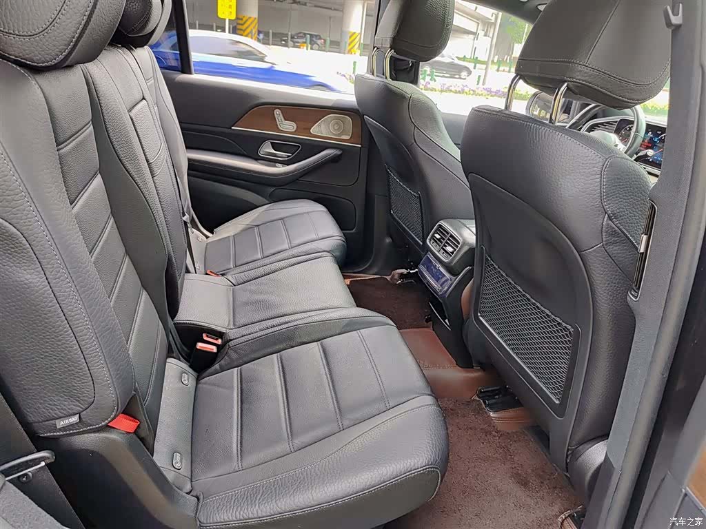 Mercedes-Benz GLS, 2022 11