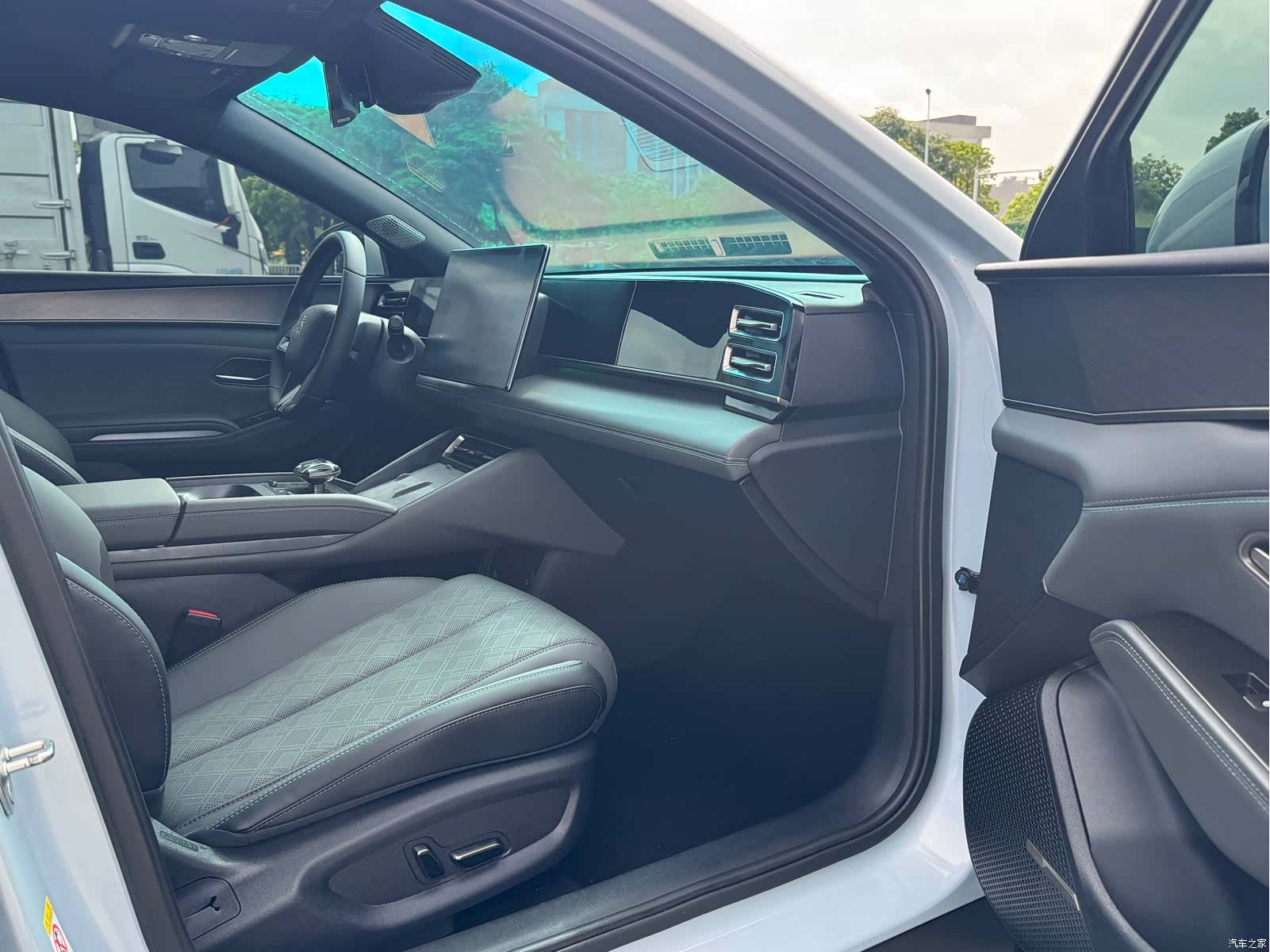 BYD Qin, 2024 20
