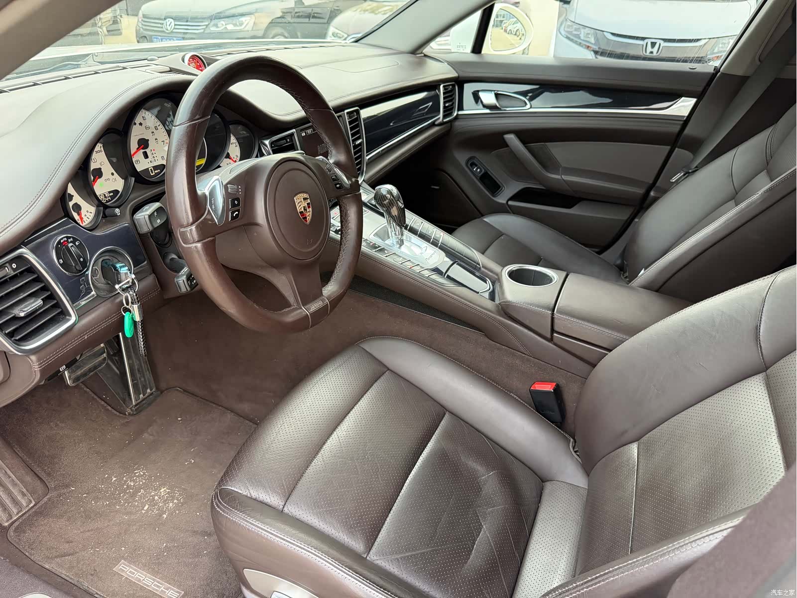 Porsche Panamera, 2010 9